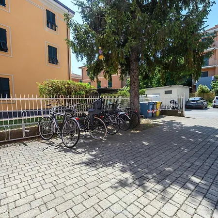 316 - Casa Simo, 15 Minuti A Piedi Dal Mare E Dal Centro Storico Di Sestri Apartamento *