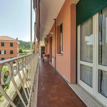 316 - Casa Simo, 15 Minuti A Piedi Dal Mare E Dal Centro Storico Di Sestri Apartamento