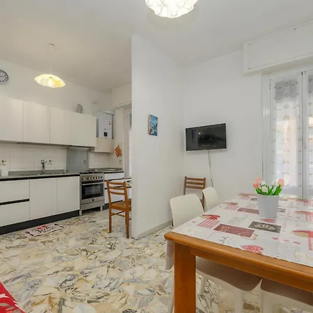 316 - Casa Simo, 15 Minuti A Piedi Dal Mare E Dal Centro Storico Di Sestri *