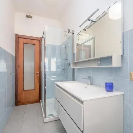 Apartamento 316 - Casa Simo, 15 Minuti A Piedi Dal Mare E Dal Centro Storico Di Sestri